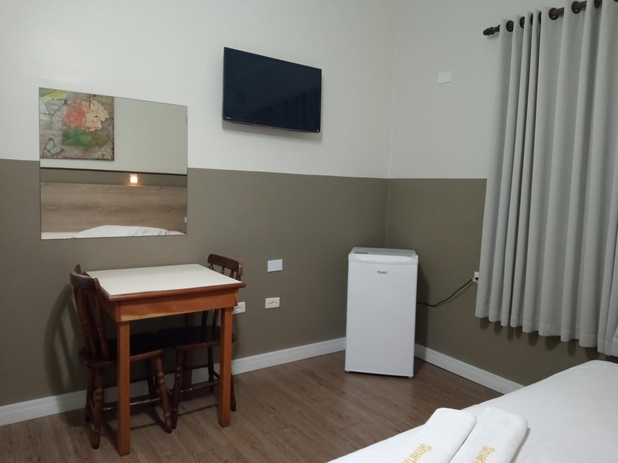 Smart Hotel 雷吉斯特鲁 客房 照片