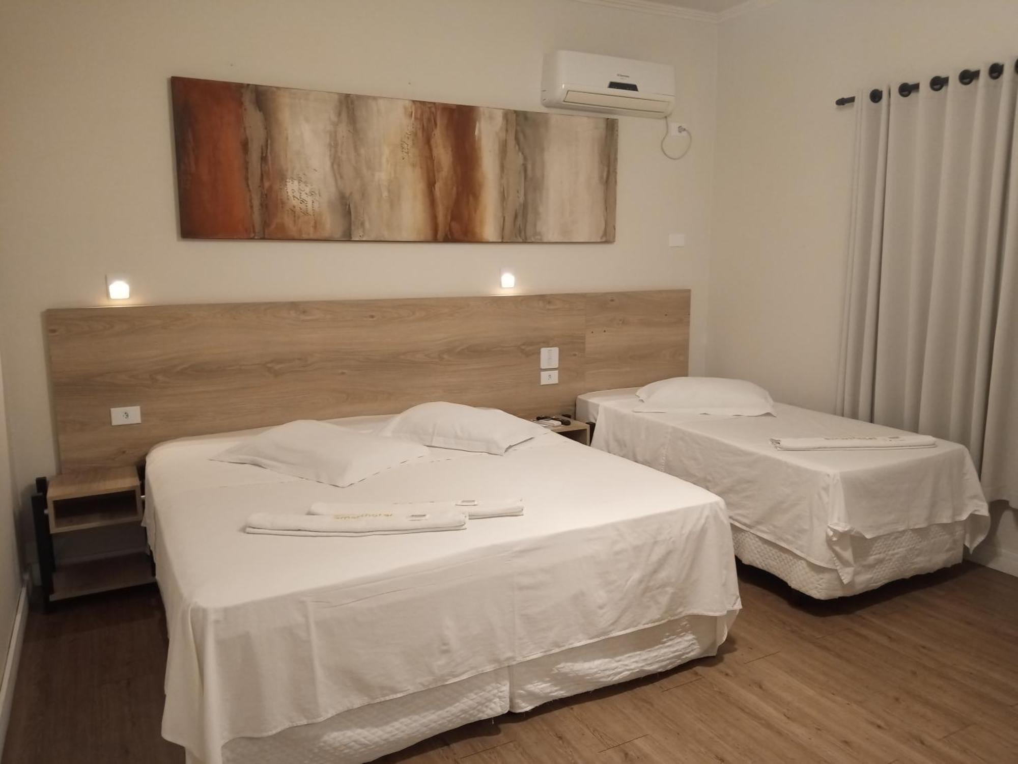 Smart Hotel 雷吉斯特鲁 客房 照片