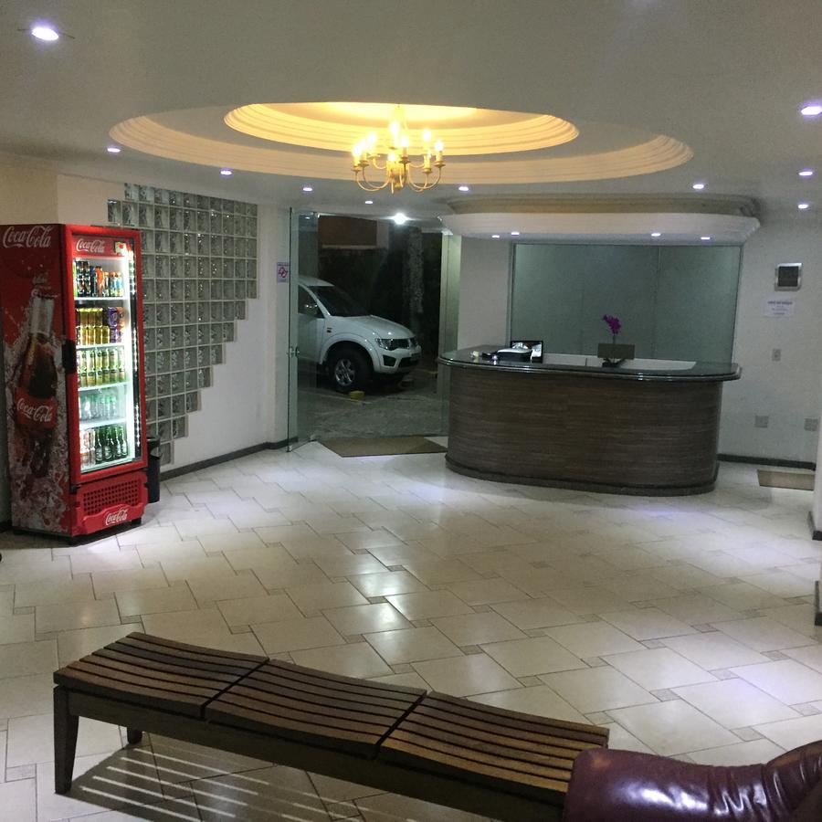 Smart Hotel 雷吉斯特鲁 外观 照片
